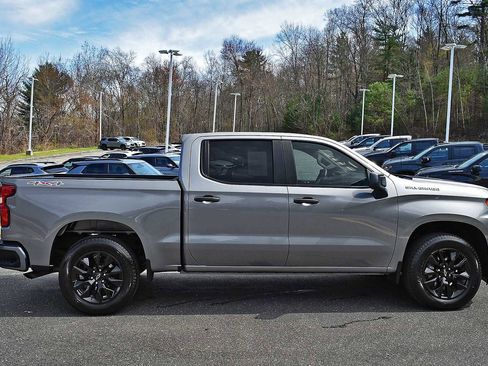Used 2021 Chevrolet Silverado 1500 Custom AWD/4WD image 6