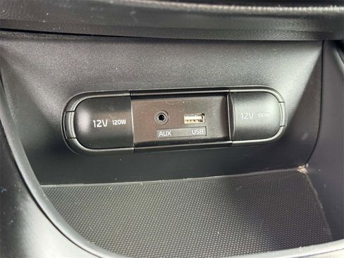 Used 2017 Kia Soul + w/ Designer's Package image 9