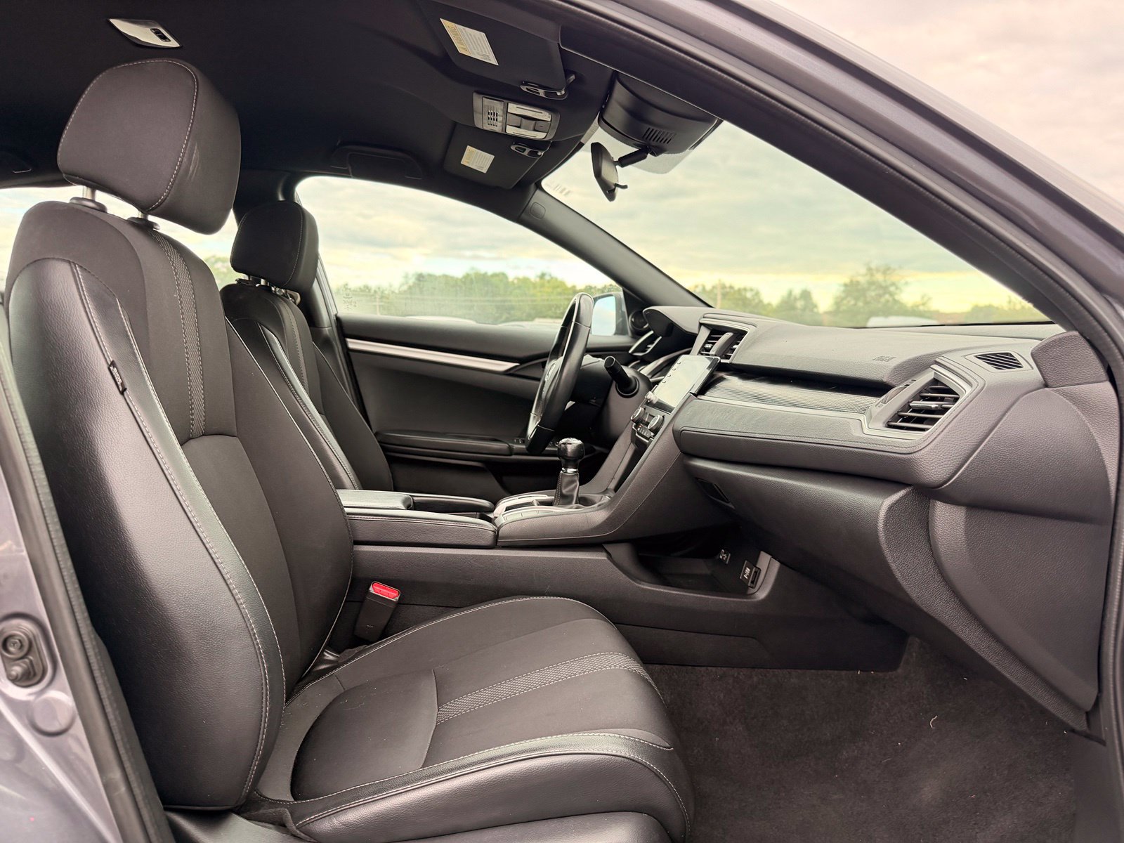 Used 2020 Honda Civic Sport image 21