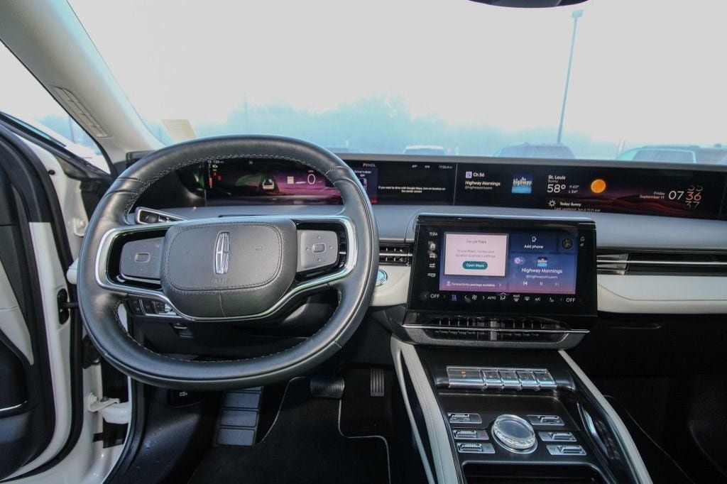 Used 2024 Lincoln Nautilus Premier w/ Equipment Group 102A AWD/4WD image 32