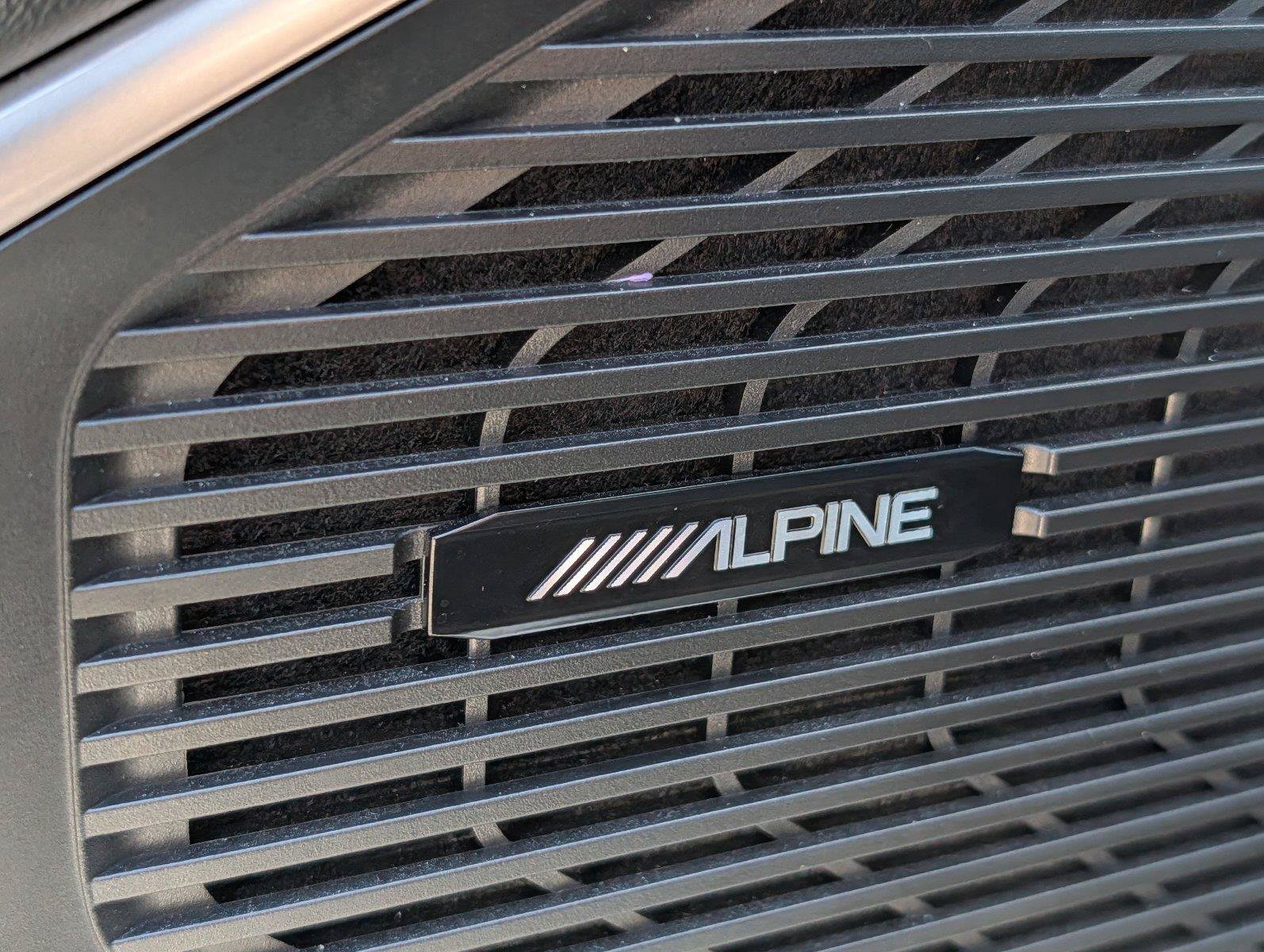 Used 2025 Jeep Wagoneer Series II AWD/4WD image 17