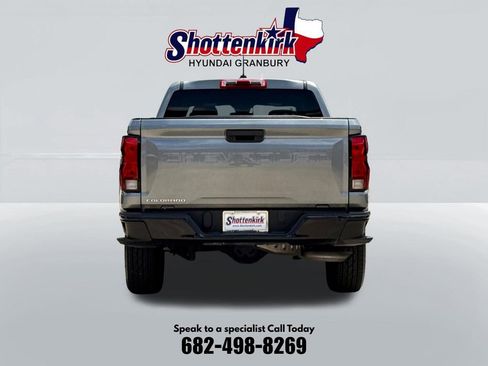 Used 2023 Chevrolet Colorado W/T RWD image 7