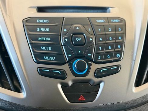 Used 2015 Ford Transit 150 XLT image 26