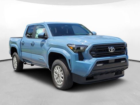 New 2026 Toyota Tacoma SR5 AWD/4WD image 3