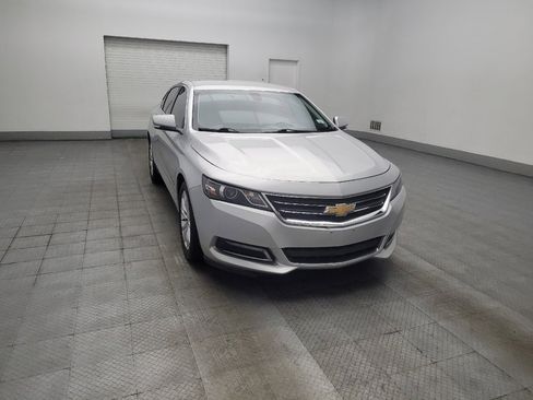 Used 2019 Chevrolet Impala LT FWD image 13