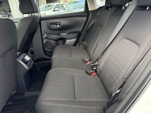 Used 2025 Honda HR-V LX image 18
