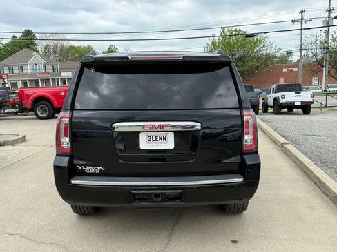 Used 2020 GMC Yukon Denali AWD/4WD image 7