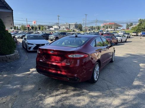 Used 2015 Ford Fusion SE w/ Equipment Group 202A FWD image 5