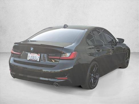 Used 2020 BMW 330i Sedan w/ Convenience Package RWD image 5