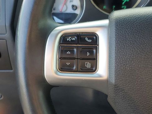 Used 2011 Dodge Challenger Base image 14