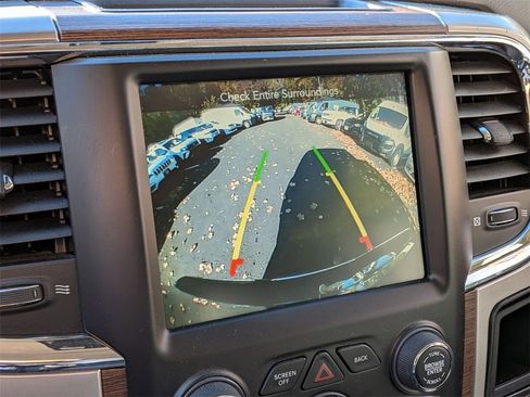 Used 2016 RAM 1500 Laramie w/ Convenience Group image 19