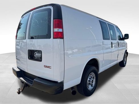 Certified 2021 GMC Savana 2500 w/ Driver Convenience Package RWD image 7