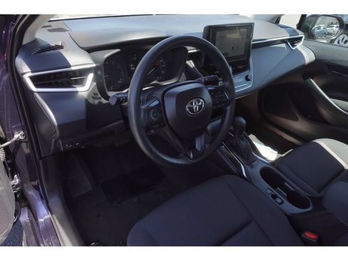 Certified 2025 Toyota Corolla LE FWD image 10