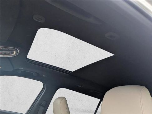 Used 2025 Jeep Grand Cherokee L Limited RWD image 15