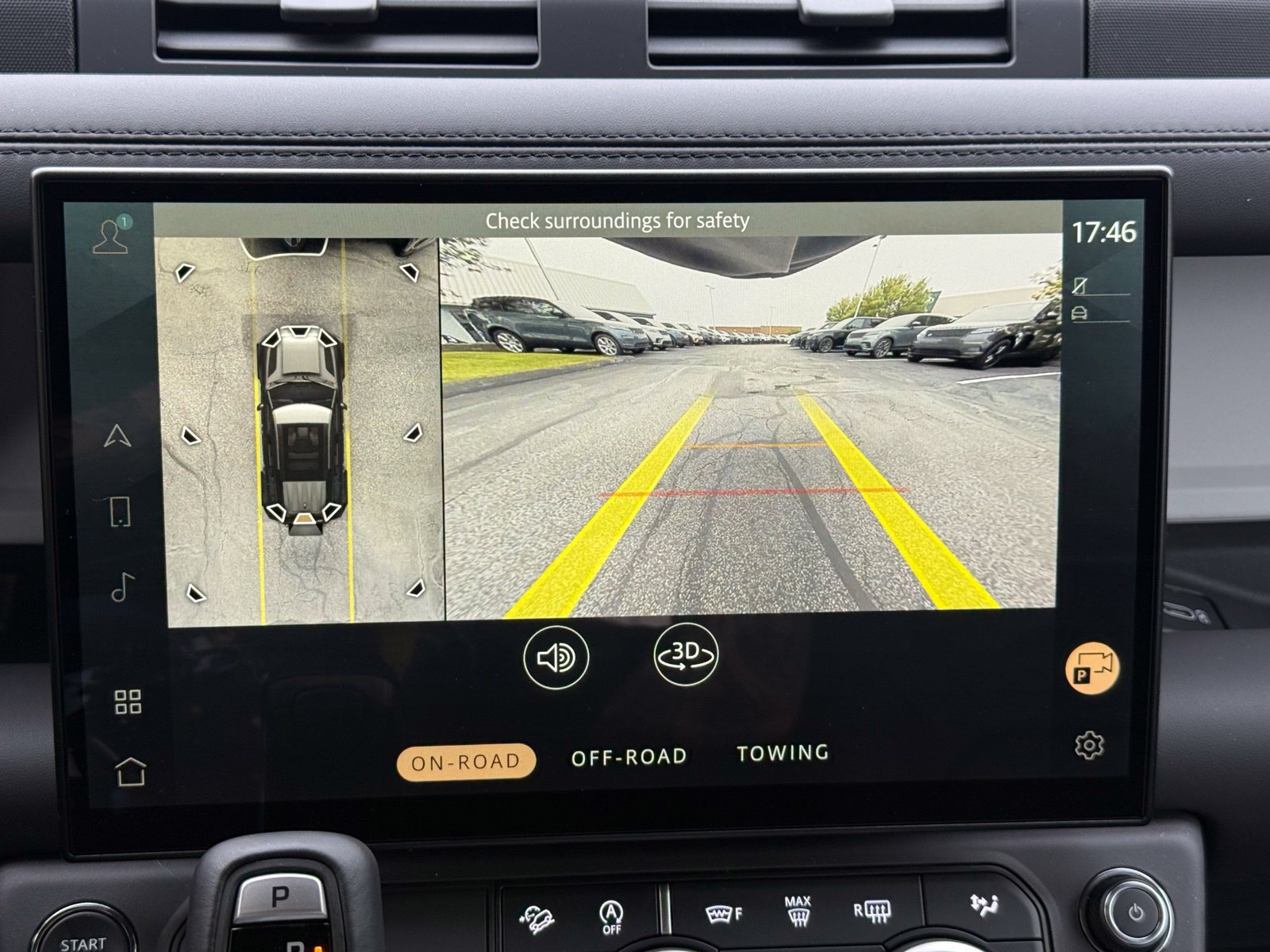 New 2026 Land Rover Defender 110 X-Dynamic SE AWD/4WD image 36
