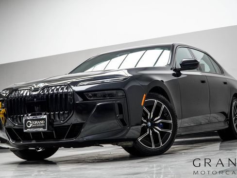 Used 2023 BMW 760i xDrive w/ Executive Package AWD/4WD image 1
