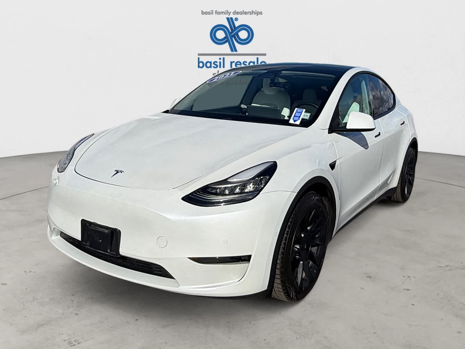 Used 2021 Tesla Model Y Long Range AWD/4WD image 2