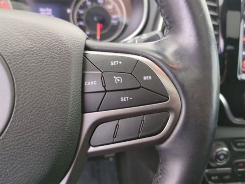 Certified 2020 Jeep Cherokee Limited image 25