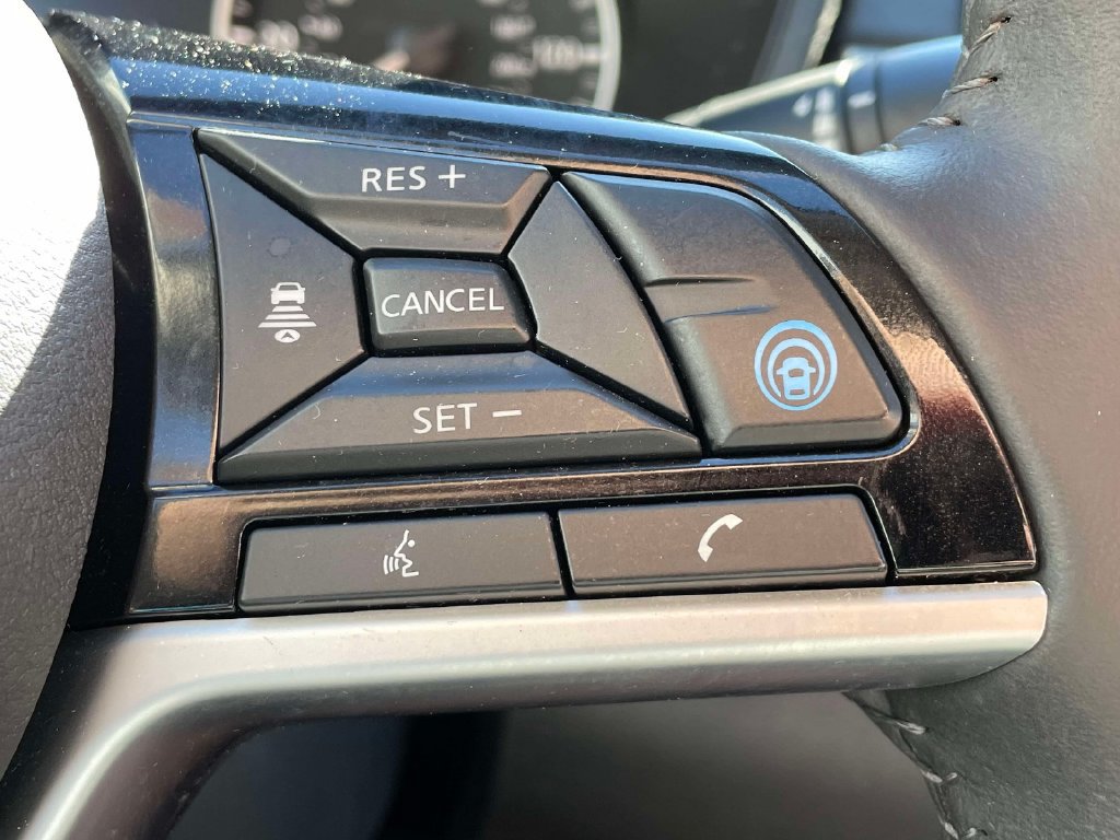 Used 2024 Nissan Altima 2.5 SV w/ SV Premium Package FWD image 30