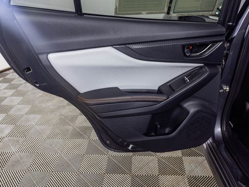 Used 2023 Subaru Crosstrek 2.5i Limited w/ Moonroof Package image 40