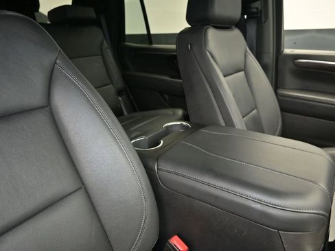 Used 2025 Chevrolet Tahoe Z71 AWD/4WD image 27