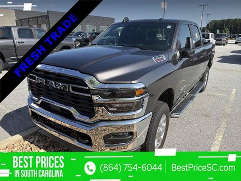 Certified 2025 RAM 2500 Big Horn AWD/4WD image 1
