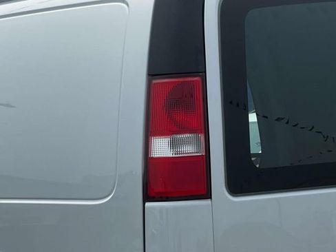 Used 2024 Chevrolet Express 2500 w/ Driver Convenience Package RWD image 10