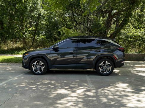 Used 2023 Hyundai Tucson Limited AWD/4WD image 6