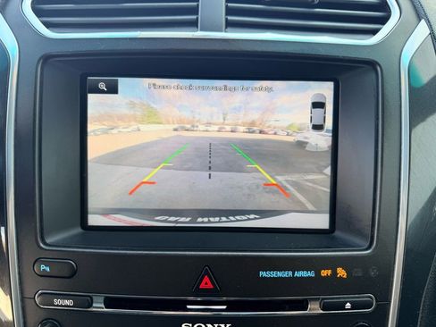 Used 2016 Ford Explorer Sport image 21