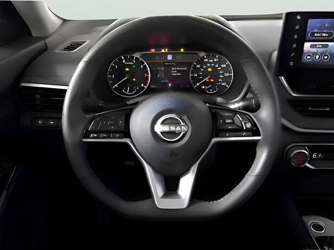 Used 2025 Nissan Altima 2.5 SL AWD/4WD image 24