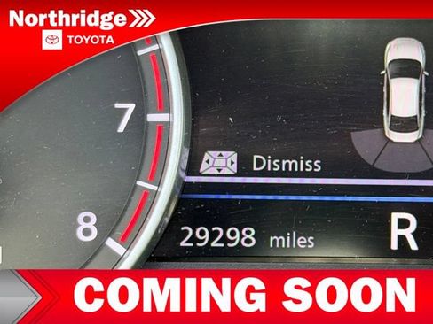Used 2022 Nissan Sentra SR w/ SR Premium Package FWD image 8