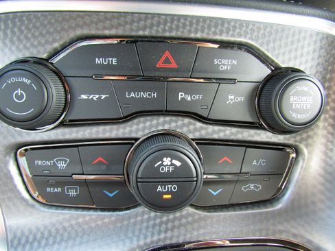 Used 2022 Dodge Challenger SRT Hellcat w/ Plus Package image 30