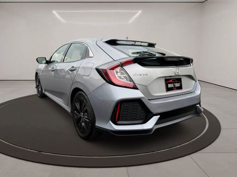 Used 2018 Honda Civic EX image 5