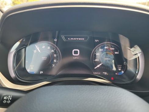 Used 2023 RAM 1500 Limited AWD/4WD image 29