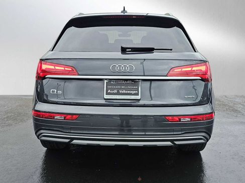 Used 2023 Audi Q5 2.0T Premium w/ Convenience Package image 4