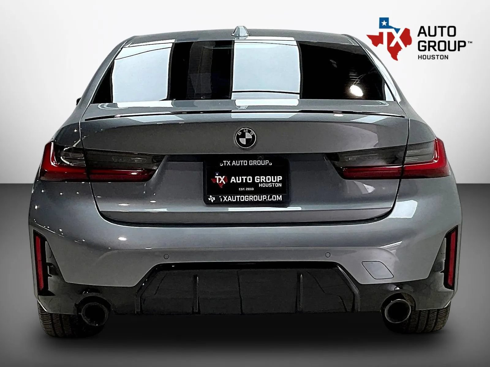 Used 2023 BMW 330i Sedan w/ M Sport Package RWD image 7
