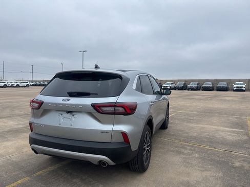 Used 2023 Ford Escape Active image 13