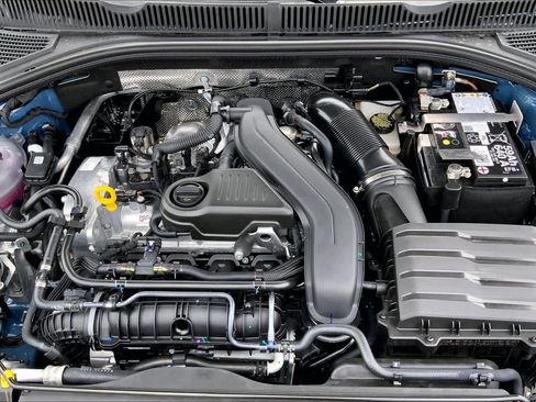 New 2026 Volkswagen Jetta SE FWD image 16