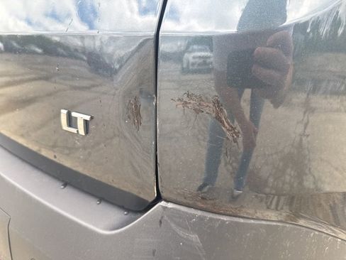 Used 2018 Chevrolet Traverse LT w/ LPO, Floor Liner Package FWD image 8