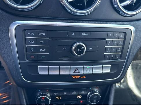 Used 2019 Mercedes-Benz GLA 250 image 25