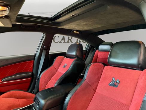Used 2021 Dodge Charger Scat Pack RWD image 9