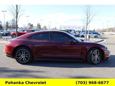 Used 2021 Porsche Taycan 4S image 8