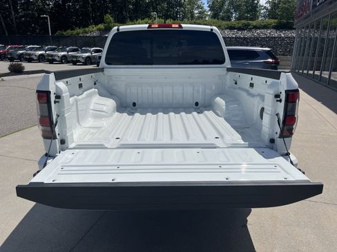 New 2025 Nissan Frontier PRO-4X image 16