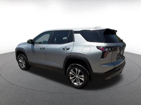 Used 2025 Chevrolet Equinox LT AWD/4WD image 10