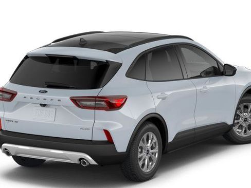 New 2026 Ford Escape Active w/ Cold Weather Package AWD/4WD image 3