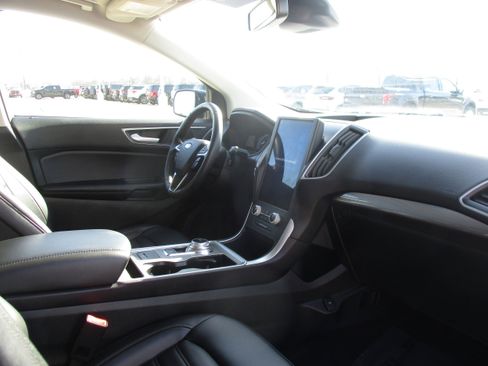 Used 2024 Ford Edge SEL w/ Convenience Package image 42