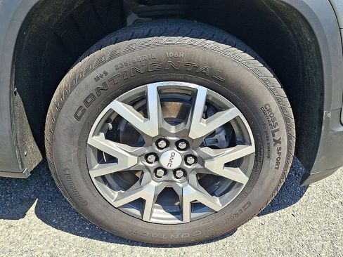 Used 2023 GMC Acadia SLE w/ Driver Convenience Package AWD/4WD image 33