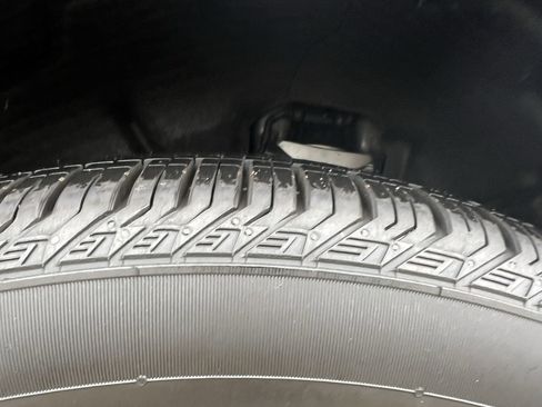 Used 2025 Audi Q8 Premium Plus image 12