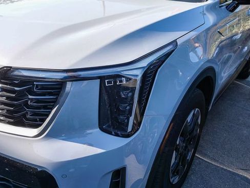 Certified 2024 Kia Sorento S w/ Panoramic Sunroof Package AWD/4WD image 7