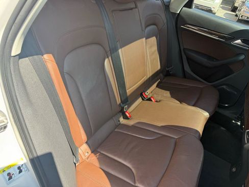 Used 2015 Audi Q3 2.0T Prestige w/ Prestige Package FWD image 8